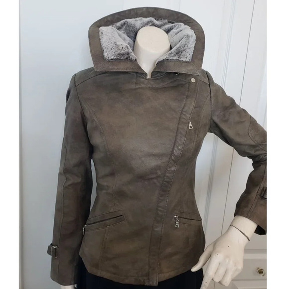 Danier  Leather Moto Jacket Sz XXS - Picture 8 of 14